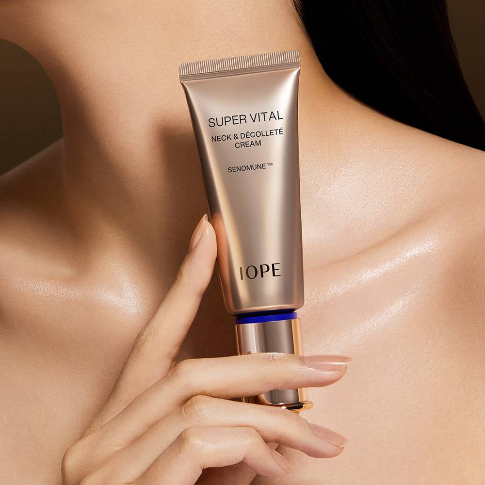 ThatKbeautyShop.com IOPE | Super Vital Neck and Decollete Cream