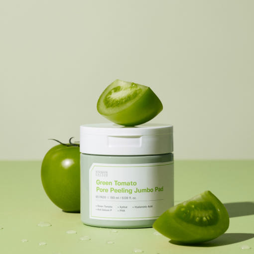 ThatKBeautyShop.com  SUNGBOON EDITOR | Green Tomato Pore Peeling Jumbo Pads   Green Tomato Pare Peeling Jumbo Pad with green tomatoes on a light green background